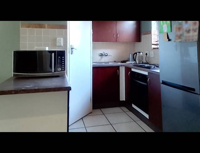 2 BEDROOM TOWNHOUSE FOR SALE IN ANNLIN